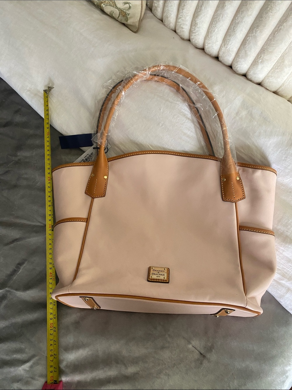 Dooney & Bourke Light Pink and Tan Tote - Picture 10 of 12